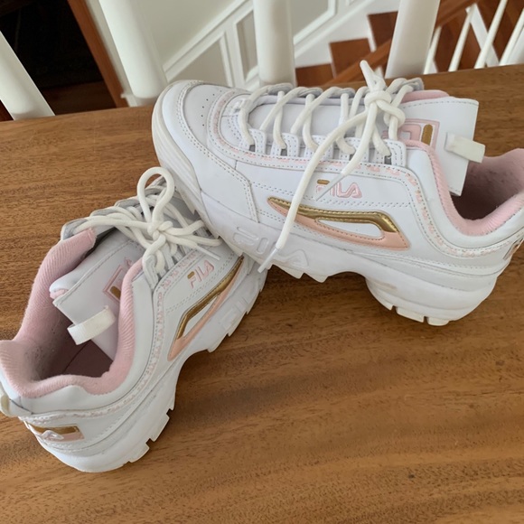 Shoes - Fila Chunky Sneakers